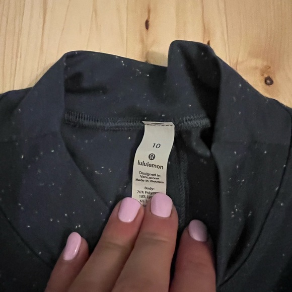 Lulu wrap mock neck tshirt - Picture 3 of 3